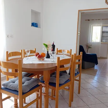 Sunsetgardenbeach * Grebaštica