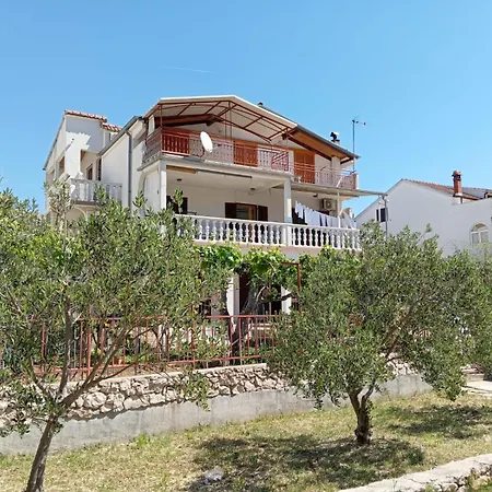 Sunsetgardenbeach Apartment Grebastica